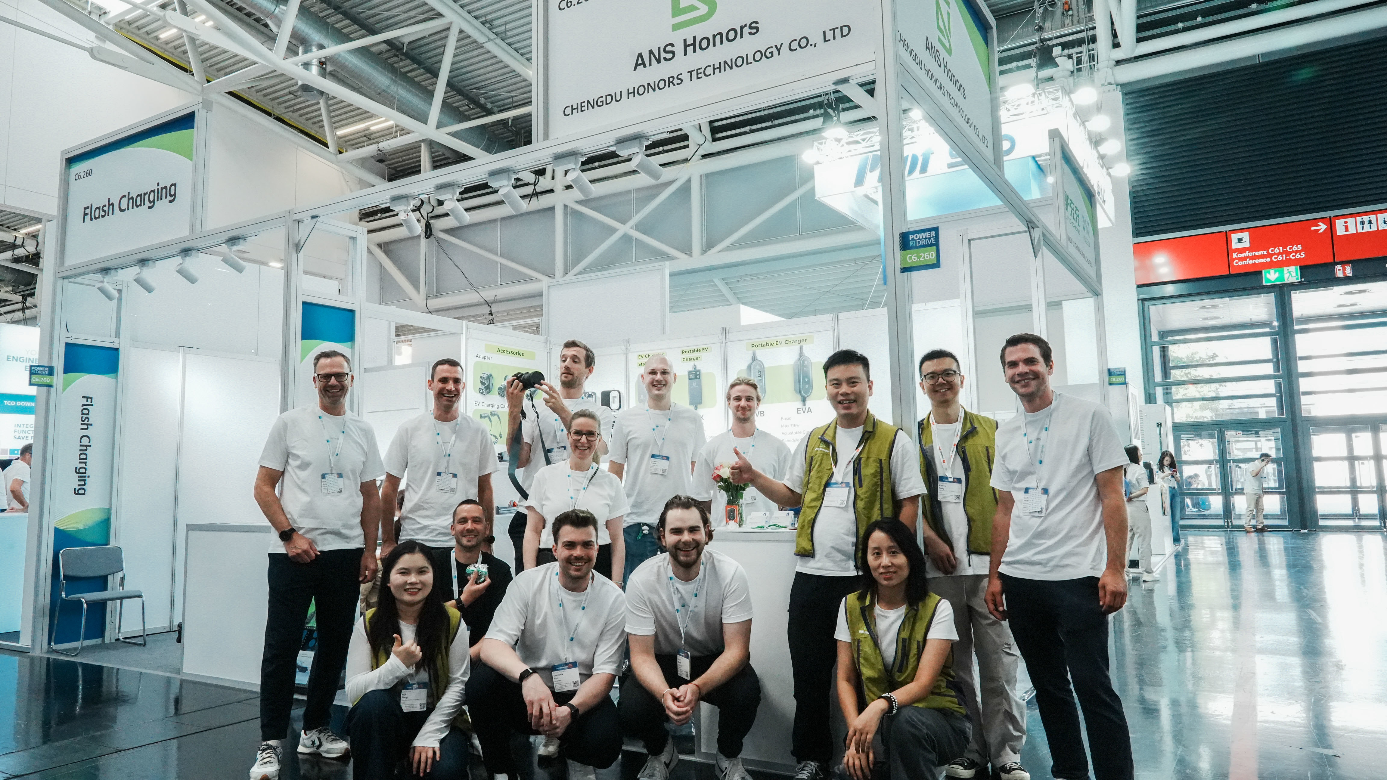 Últimos blogs de la empresa sobre Honor EV brilla en Power2Drive Munich 2026: impulsando el futuro de la movilidad eléctrica europea