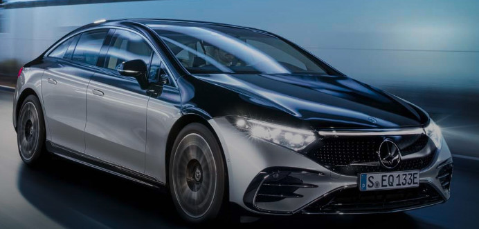 Últimos blogs de la empresa sobre Ecosistema de carga para Mercedes EQS: Ayuda de Plug&Charge, compensaciones para la energía de Renerable