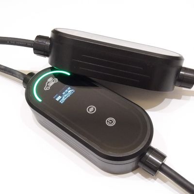 comprar Cargador eléctrico portátil inteligente IP67 de 7kW 32A con cable de 5m y certificación CE fabricación en línea