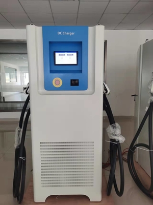 estación de carga de 60kW EV DC con enchufes combinados OCPP JSON 1,6 2,0 de GBT CCS los 2